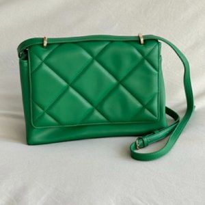 Roomy and stylish Vegan Leather Green Purse with Diamond Stitching